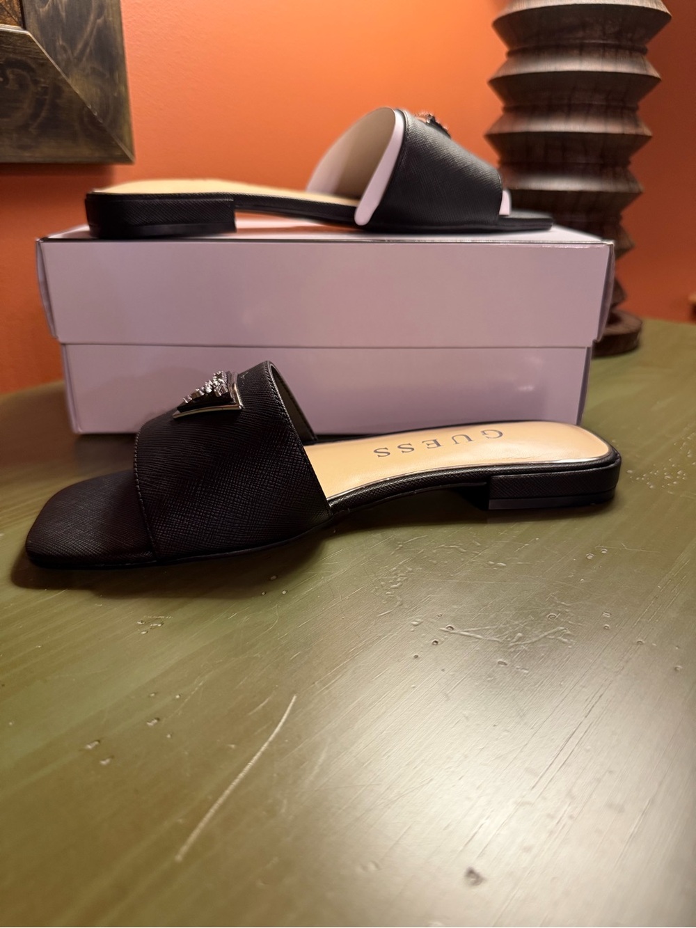 Guess Ramlan sandals